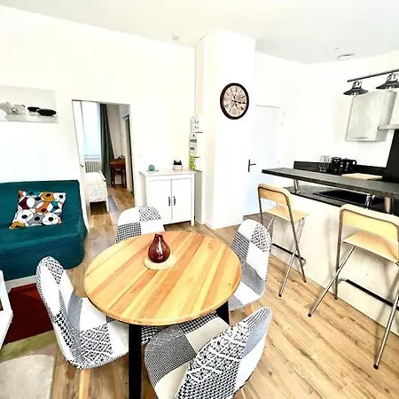 Apartment Le Gamay - T2 Avec Parking Et Terrasse *