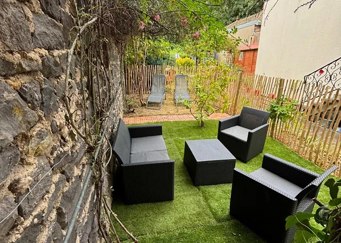 Lägenhet Le Gamay - T2 Avec Parking Et Terrasse Châtel-Guyon